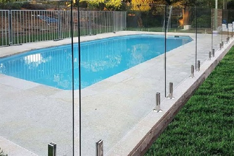 Pool fence (2).jpg