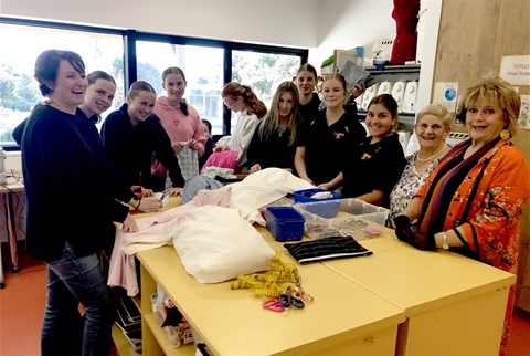 Timboon P-12 Textiles class with TOPS volunteers.jpg